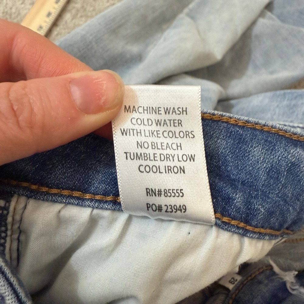 Pistola Straight Leg Light Wash Distressed Fray Hem Jeans Size 29 - Picture 8 of 11
